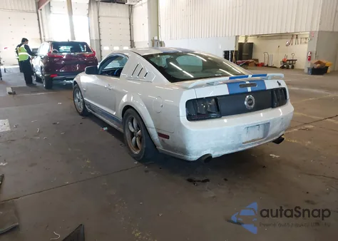 2006 Ford Mustang Gt z USA, uszkodzony, nr VIN 1ZVFT82H065168667